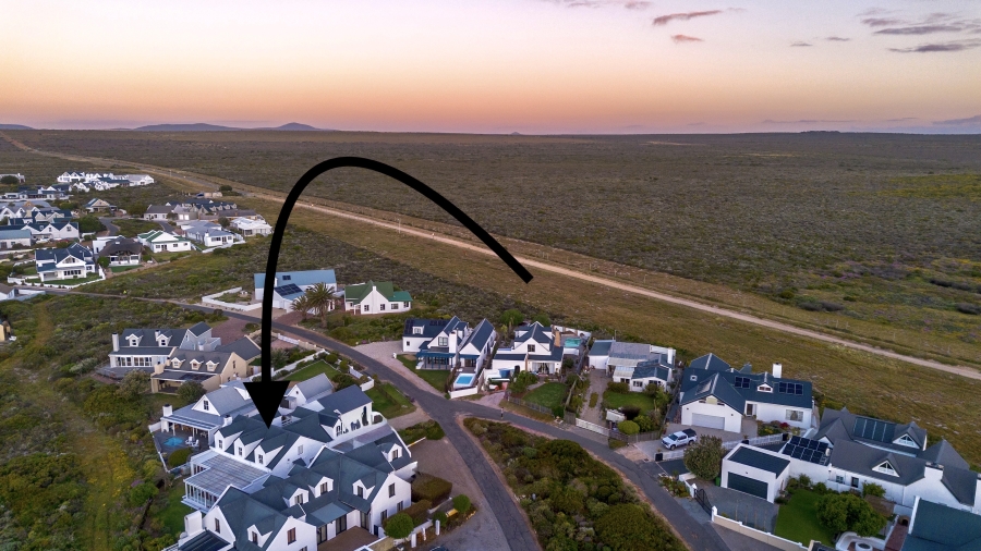 5 Bedroom Property for Sale in Grotto Bay Western Cape